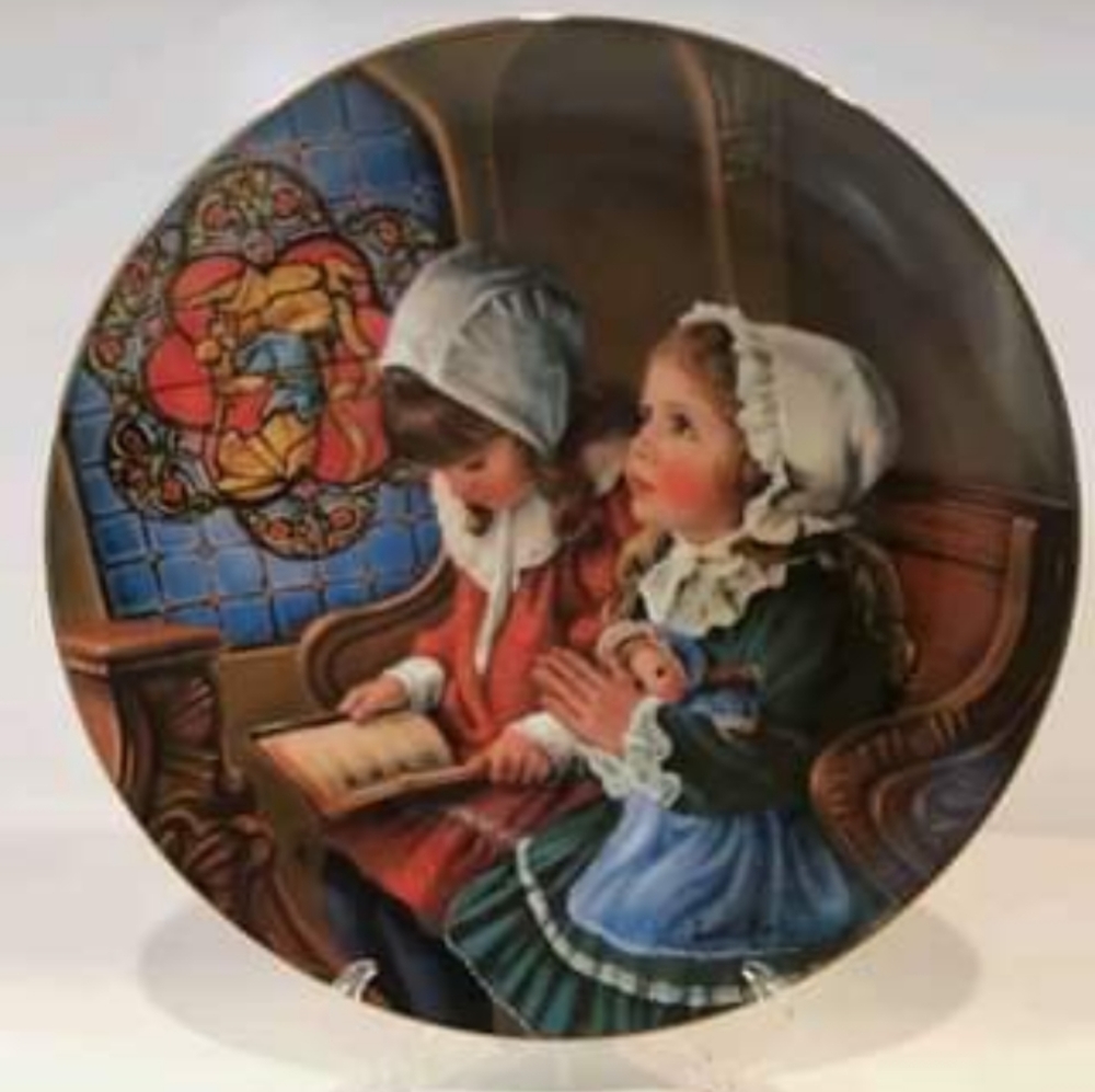 A Child's Almanac collector's Plate. Giving Thanks